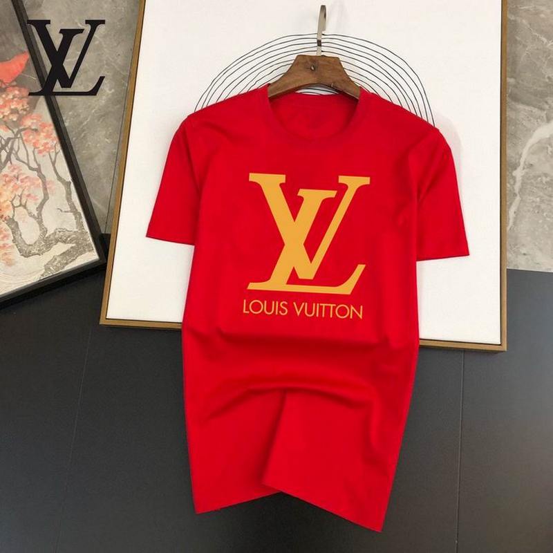 Louis Vuitton Men's T-shirts 151